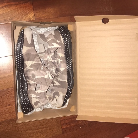 Reebok Other - Reebok Classic